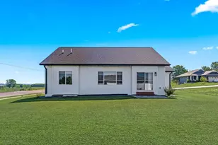 803 S White St, Fall Creek, WI 54742 - Photo 32