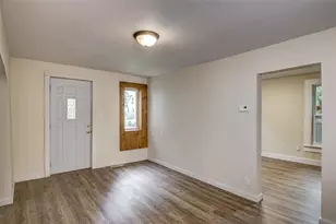 317 Stanley St, Chippewa Falls, WI 54729 - Photo 12