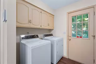 137 Canterbury Rd, Eau Claire, WI 54701 - Photo 12