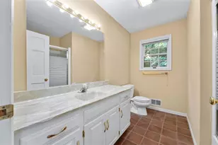 137 Canterbury Rd, Eau Claire, WI 54701 - Photo 22