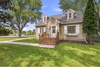 3305 Halsey Street, Eau Claire, WI 54701 - Photo 2