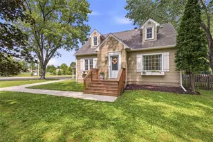 3305 Halsey St, Eau Claire, WI 54701 - Photo 2