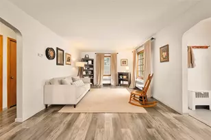 3305 Halsey St, Eau Claire, WI 54701 - Photo 8