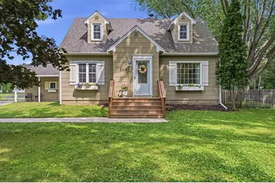 3305 Halsey Street, Eau Claire, WI 54701 - Photo 1
