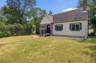 311 W Spruce St, Chippewa Falls, WI 54729 - Photo 2