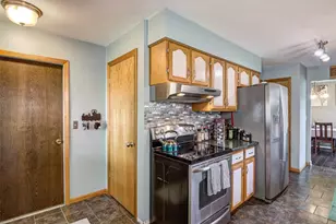 1216 Blueberry Dr, Eau Claire, WI 54703 - Photo 6