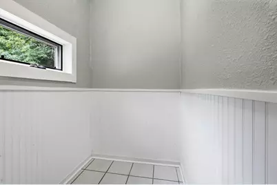 208 W Messenger Street, Rice Lake, WI 54868 - Photo 12