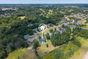 403 Brookshire Ct, Altoona, WI 54720 - Photo 46