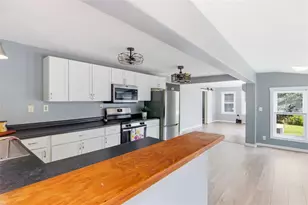 2634 S Slope Terrace, Eau Claire, WI 54703 - Photo 12