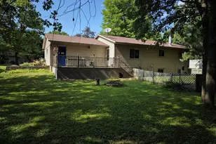 809 Kimberly Dr, Eau Claire, WI 54703 - Photo 4