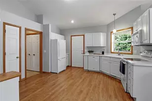 4205 E Hamilton Ave, Eau Claire, WI 54701 - Photo 14