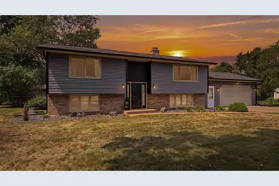 1238 Dogwood Drive, Eau Claire, WI 54701 - Photo 2