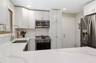 1238 Dogwood Dr, Eau Claire, WI 54701 - Photo 16