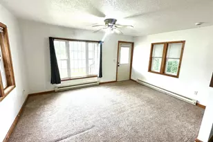 36 S 10th St, Barron, WI 54812 - Photo 8
