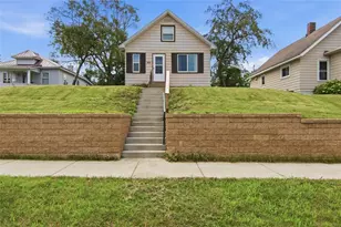 1815 Omaha St, Eau Claire, WI 54703 - Photo 4