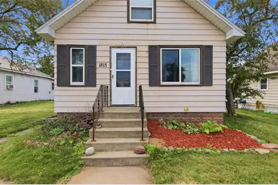 1815 Omaha Street, Eau Claire, WI 54703 - Photo 6
