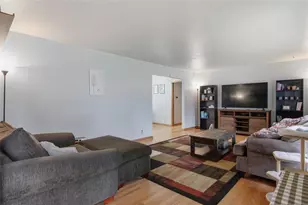 904 E Lexington Blvd, Eau Claire, WI 54701 - Photo 2