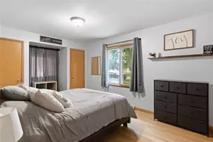 904 E Lexington Blvd, Eau Claire, WI 54701 - Photo 18