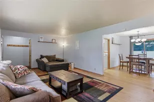 904 E Lexington Blvd, Eau Claire, WI 54701 - Photo 4