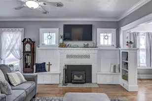 26 Beaver St, Chippewa Falls, WI 54729 - Photo 6