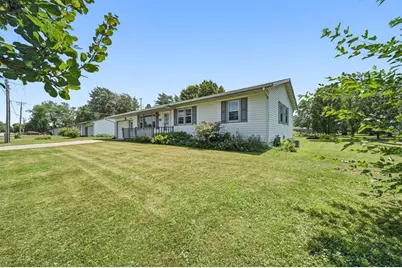 317 Grant Street, Augusta, WI 54722 - Photo 2