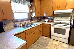 35448 Greene St, Independence, WI 54747 - Photo 10