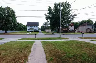 502 W Hudson St, Mondovi, WI 54755 - Photo 40