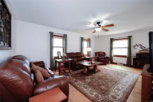 502 W Hudson St, Mondovi, WI 54755 - Photo 6