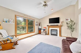 344 Saxonwood Rd, Altoona, WI 54720 - Photo 8