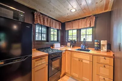 1324 W Point Road #5, Scott Township, WI 54801 - Photo 8