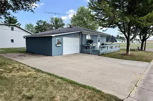404 Edward St, Chippewa Falls, WI 54729 - Photo 36