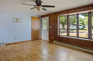 804 Thompson St, Bloomer, WI 54724 - Photo 4