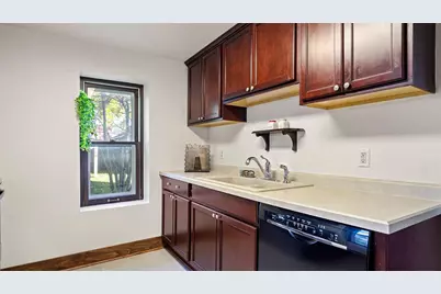 324 Mead Street, Eau Claire, WI 54703 - Photo 12
