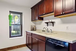 324 Mead St, Eau Claire, WI 54703 - Photo 12