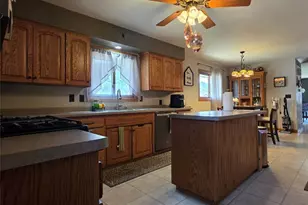 3836 33rd St, La Crosse, WI 54601 - Photo 6