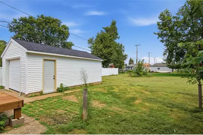 124 S Victory Street, Fall Creek, WI 54742 - Photo 8