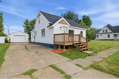 124 S Victory Street, Fall Creek, WI 54742 - Photo 2