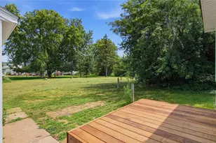 124 S Victory St, Fall Creek, WI 54742 - Photo 10