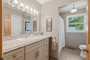 1105 Barry Ave, Eau Claire, WI 54701 - Photo 16