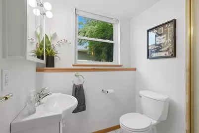 1105 Barry Avenue, Eau Claire, WI 54701 - Photo 22