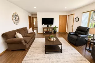 410 Frenette Dr, Chippewa Falls, WI 54729 - Photo 4