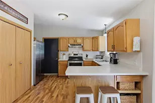 6903 Julius Dr, Eau Claire, WI 54701 - Photo 8