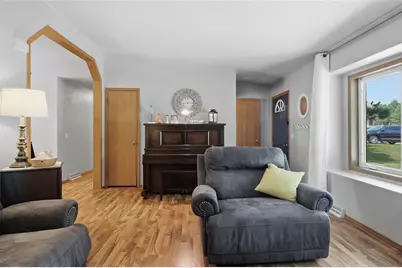 6903 Julius Drive, Eau Claire, WI 54701 - Photo 12