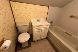 819 Platt St, Eau Claire, WI 54703 - Photo 12