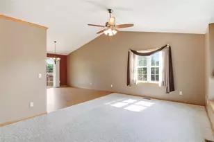 2115 Bordeaux Ct, Eau Claire, WI 54703 - Photo 6