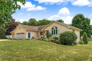 3506 Teal Ct, Eau Claire, WI 54701 - Photo 4