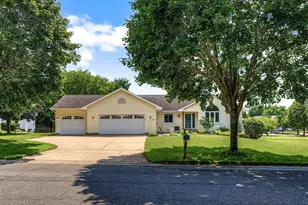 3506 Teal Ct, Eau Claire, WI 54701 - Photo 2