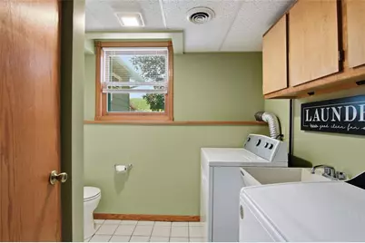 2111 Carter Street, Eau Claire, WI 54703 - Photo 24