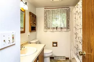 119 Scott St, Black River Falls, WI 54615 - Photo 10
