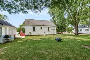 614 Park Ave, Stanley, WI 54768 - Photo 36